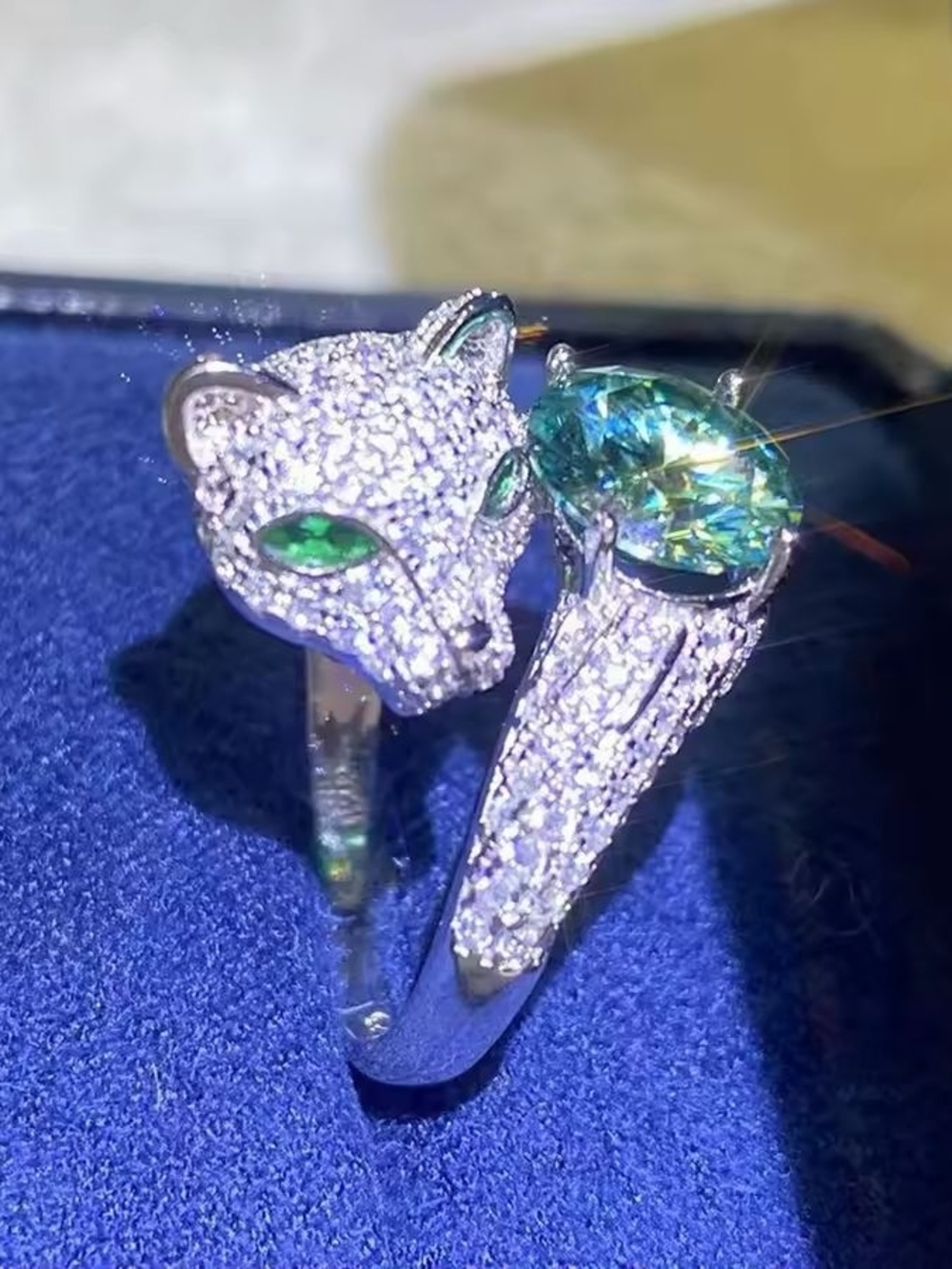 Silver Panther Ring with Green and Blue-Green Stones - Picture 4 of 7